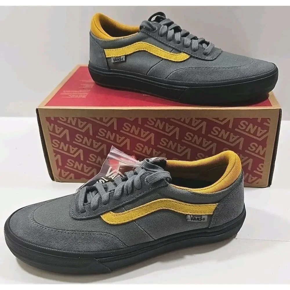 VANS ~Woman 8; Men's 6.5~ Quiet Shade/Arrowwood Gilbert Crockett Sneakers NEW.